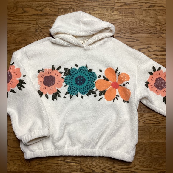 Easel Teddy fleece Sherpa pullover. Size Large - Picture 9 of 10